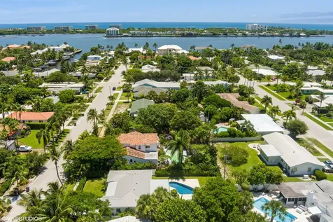131 Harvard Drive Lake Worth Beach FL 33460