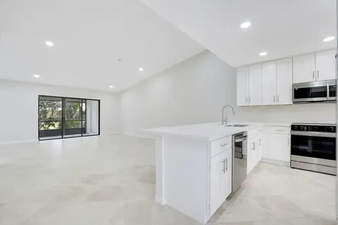 10940 Lake Front Place Boca Raton FL 33498