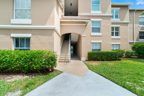 5095 Fairways Circle Vero Beach FL 32967