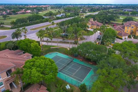 5095 Fairways Circle Vero Beach FL 32967