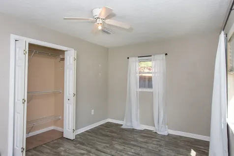607 Hollywood Boulevard Mary Esther FL 32569