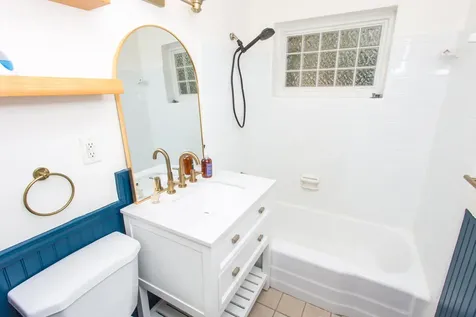 607 Hollywood Boulevard Mary Esther FL 32569