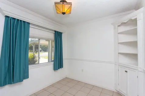 607 Hollywood Boulevard Mary Esther FL 32569