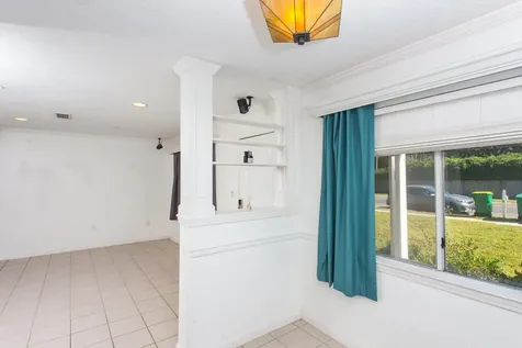 607 Hollywood Boulevard Mary Esther FL 32569