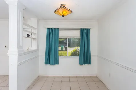 607 Hollywood Boulevard Mary Esther FL 32569