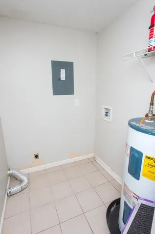607 Hollywood Boulevard Mary Esther FL 32569