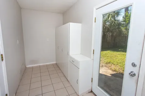 607 Hollywood Boulevard Mary Esther FL 32569