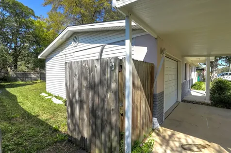 607 Hollywood Boulevard Mary Esther FL 32569