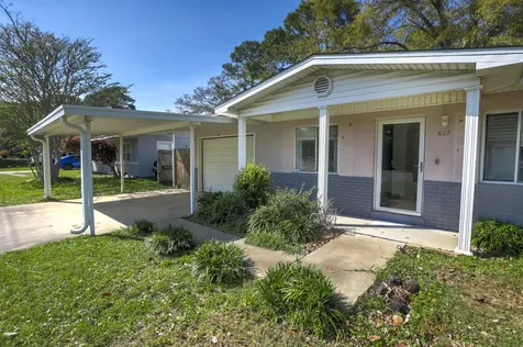 607 Hollywood Boulevard Mary Esther FL 32569