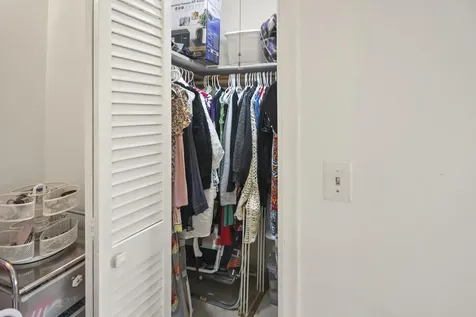 560 Horizons Boynton Beach FL 33435