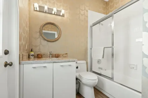 2437 Nw 64th Street Boca Raton FL 33496