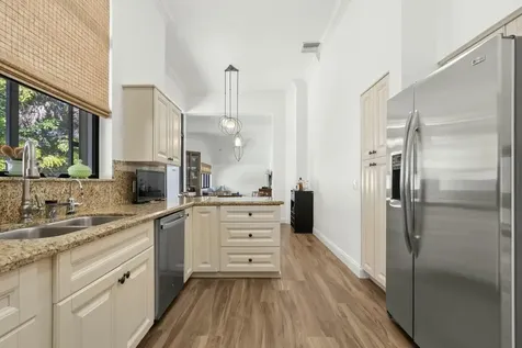 2437 Nw 64th Street Boca Raton FL 33496