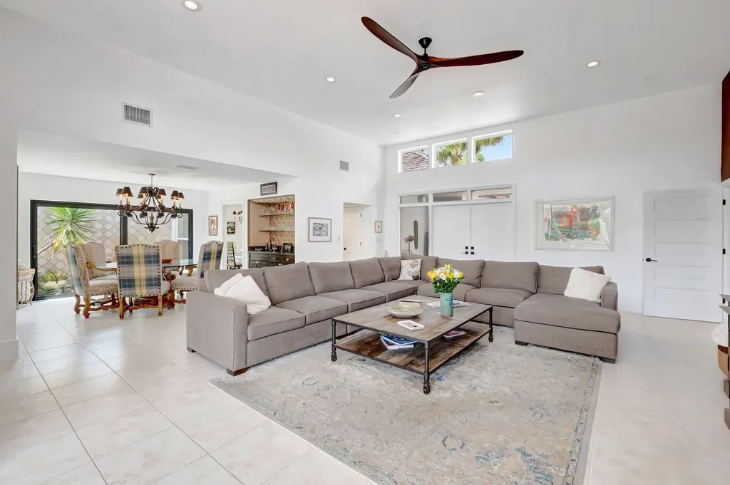 20566 Linksview Circle Boca Raton FL 33434