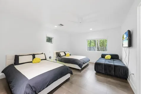 7047 San Sebastian Circle Boca Raton FL 33433