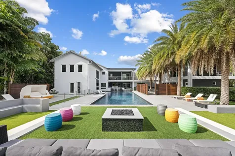 7047 San Sebastian Circle Boca Raton FL 33433