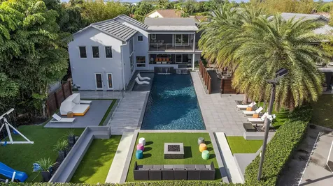 7047 San Sebastian Circle Boca Raton FL 33433