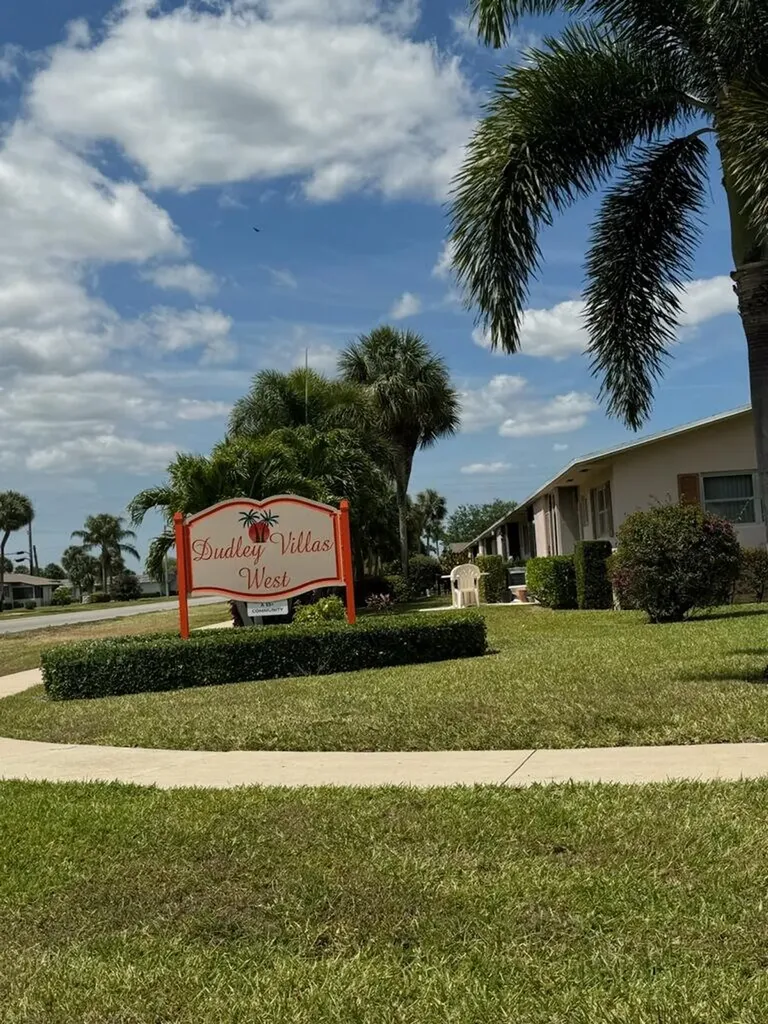 2739 Dudley Drive West Palm Beach FL 33415