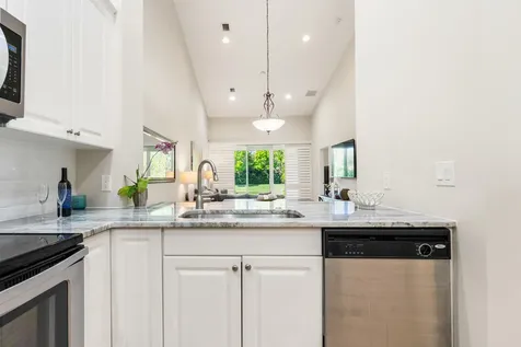 4325 Cross Court Vero Beach FL 32967