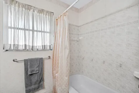 4705 Holly Drive Palm Beach Gardens FL 33418