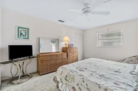 4705 Holly Drive Palm Beach Gardens FL 33418