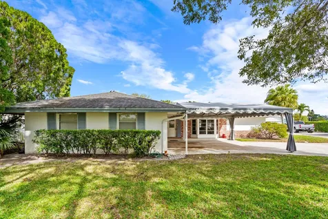 4705 Holly Drive Palm Beach Gardens FL 33418