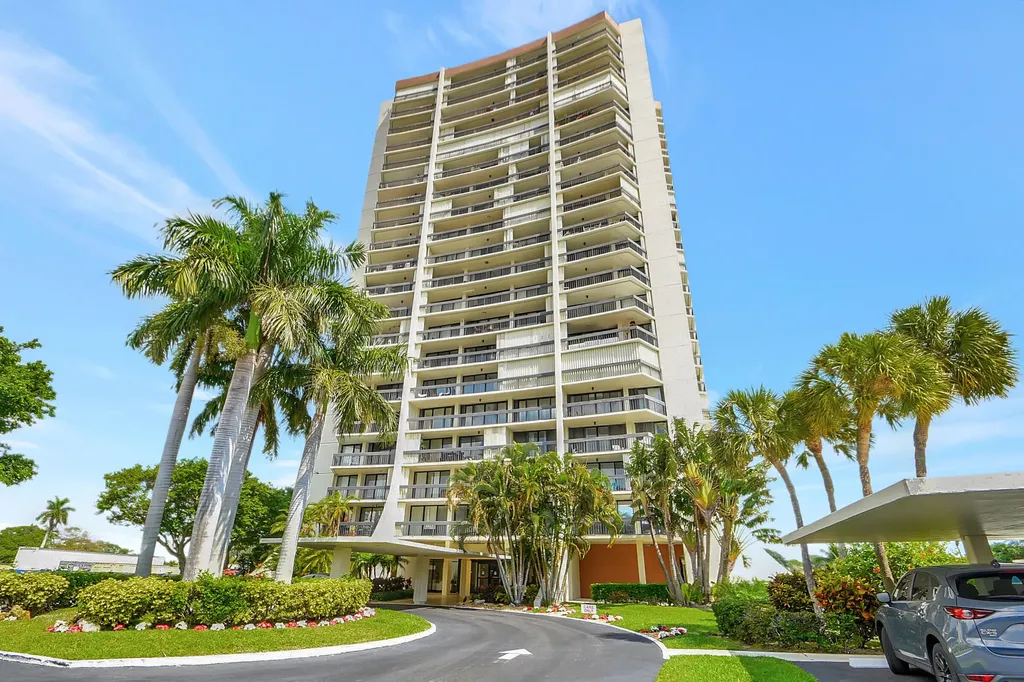 2000 Presidential Way West Palm Beach FL 33401