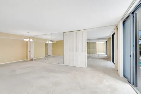 2000 Presidential Way West Palm Beach FL 33401