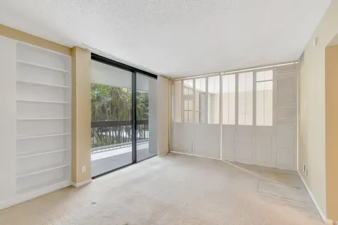 2000 Presidential Way West Palm Beach FL 33401