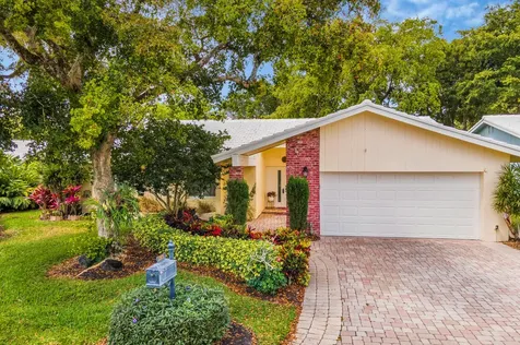 22071 Brentwood Circle Boca Raton FL 33433