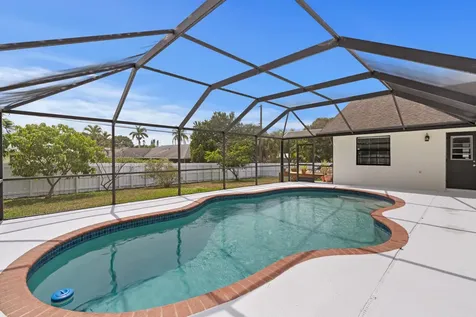 488 Nw 13th Street Boca Raton FL 33432