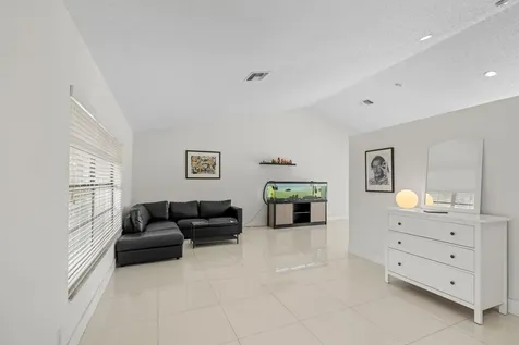 488 Nw 13th Street Boca Raton FL 33432