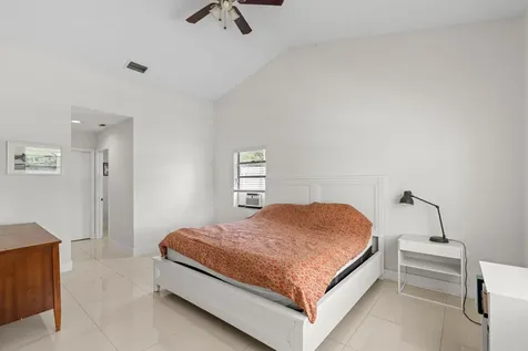 488 Nw 13th Street Boca Raton FL 33432