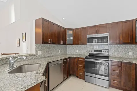 488 Nw 13th Street Boca Raton FL 33432
