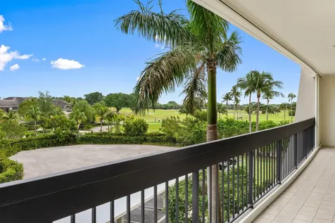 2400 Presidential Way West Palm Beach FL 33401