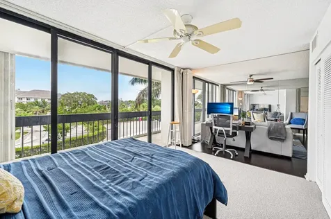 2400 Presidential Way West Palm Beach FL 33401