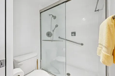 2400 Presidential Way West Palm Beach FL 33401