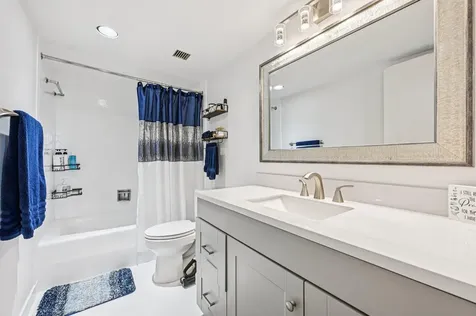 2400 Presidential Way West Palm Beach FL 33401