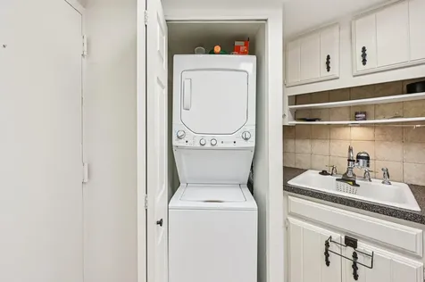 2400 Presidential Way West Palm Beach FL 33401