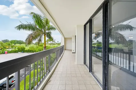 2400 Presidential Way West Palm Beach FL 33401