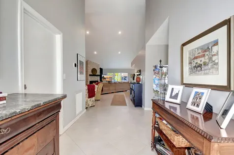 7069 Nw 3rd Avenue Boca Raton FL 33487