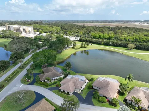 302 Cedar Key Circle Atlantis FL 33462