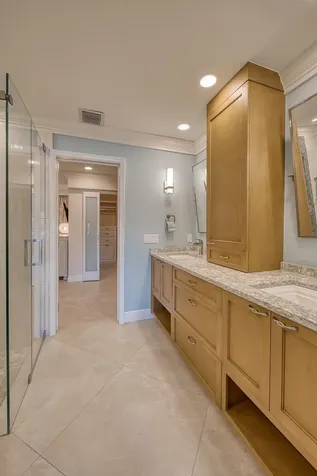 302 Cedar Key Circle Atlantis FL 33462