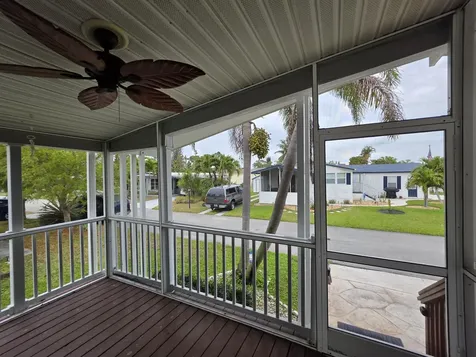4124 8th Court Lantana FL 33462