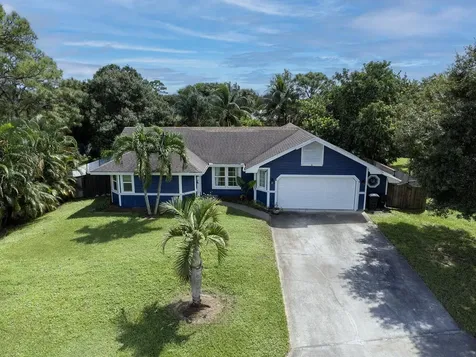 446 Se Cardinal Trail Stuart FL 34997