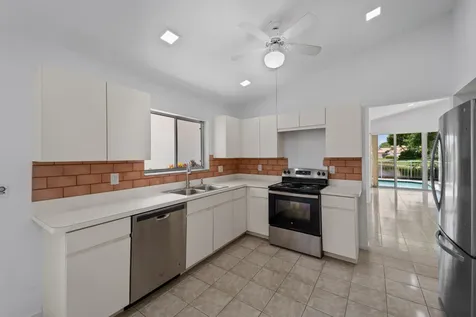 22586 Esplanada Drive Boca Raton FL 33433