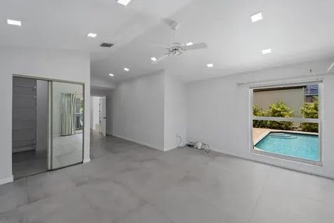 22586 Esplanada Drive Boca Raton FL 33433