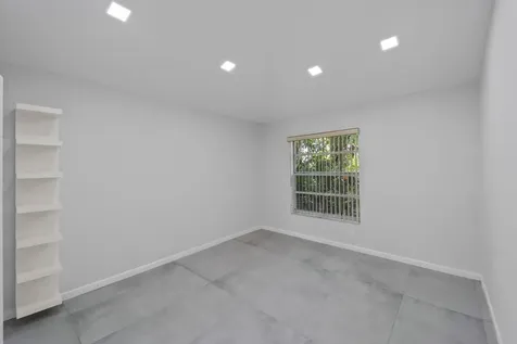 22586 Esplanada Drive Boca Raton FL 33433