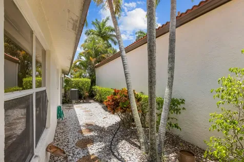 22586 Esplanada Drive Boca Raton FL 33433