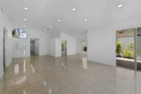 22586 Esplanada Drive Boca Raton FL 33433