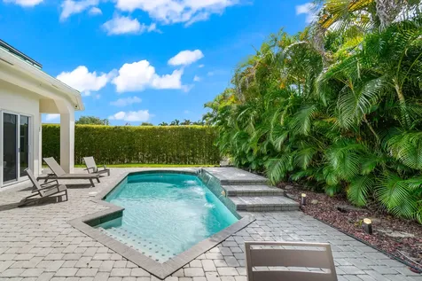 1540 Sw 4th Circle Boca Raton FL 33486